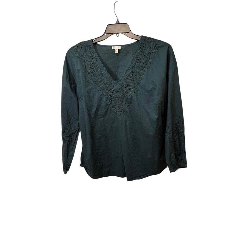 Spence Hunter green cotton v neck eyelet sleeve top blouse